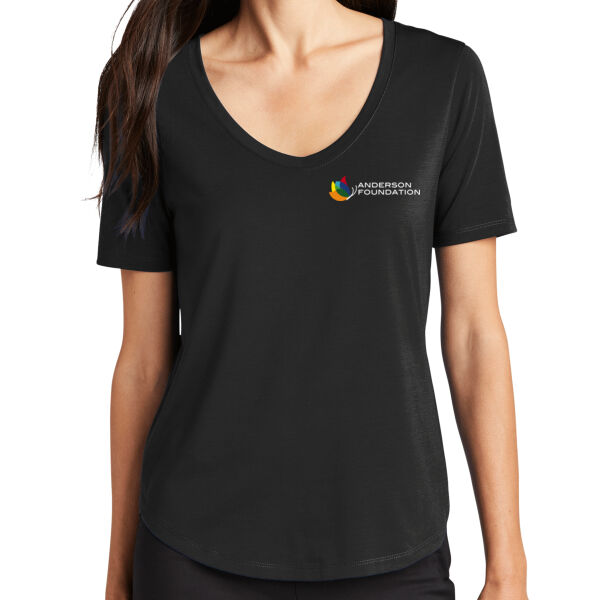 MERCER+METTLE Women's Stretch Jersey Relaxed Scoop  - Printed Logo Thumbnail